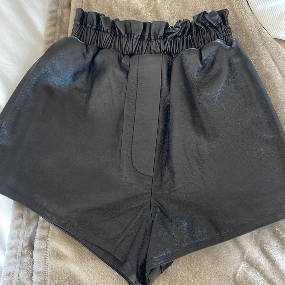Nina Leather Shorts in Black